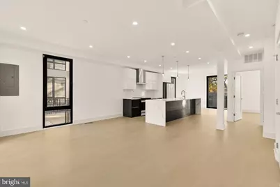 1810 Central Place NE #1, Washington, DC 20002 - Photo 2