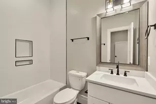 1310 Park Rd NW, Washington, DC 20010 - Photo 12