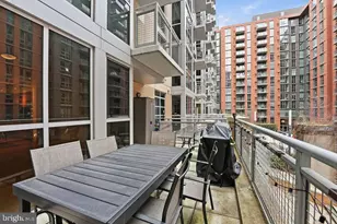 1025 1st St SE, Washington, DC 20003 - Photo 22