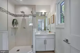 6517 Barnaby St NW, Washington, DC 20015 - Photo 52