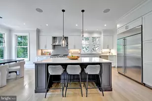 6517 Barnaby St NW, Washington, DC 20015 - Photo 22