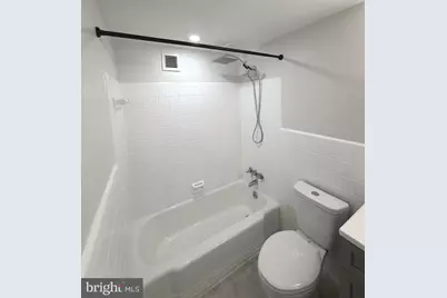 2710 Macomb Street NW #204, Washington, DC 20008 - Photo 10
