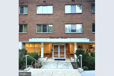2710 Macomb Street NW #204, Washington, DC 20008 - Photo 6