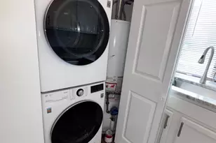 3815 NW Davis Pl NW, Washington, DC 20007 - Photo 10