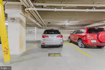 730 24th Street NW #718, Washington, DC 20037 - Photo 4