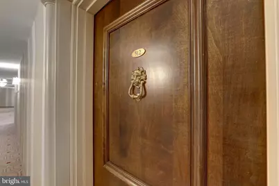 2801 New Mexico Avenue NW #512, Washington, DC 20007 - Photo 2