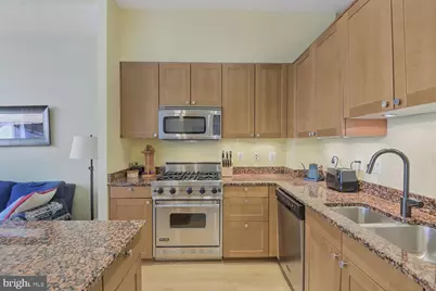 2425 L Street NW #520, Washington, DC 20037 - Photo 4