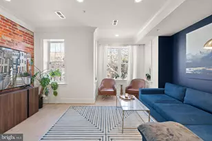 1132 Columbia Rd NW, Washington, DC 20009 - Photo 12