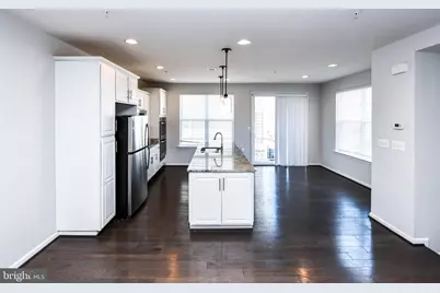 608 1/2 Parkside Place NE, Washington, DC 20019 - Photo 8