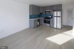 958 Mt Olivet Rd NE, Washington, DC 20002 - Photo 2