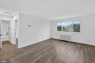 4570 MacArthur Blvd NW, Washington, DC 20007 - Photo 8