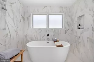 4892 MacArthur Blvd NW, Washington, DC 20007 - Photo 22
