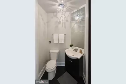 1122 Columbia Road NW, Washington, DC 20009 - Photo 16