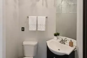 1122 Columbia Rd NW, Washington, DC 20009 - Photo 16