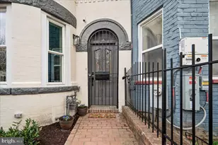 817 4th St NE, Washington, DC 20002 - Photo 2