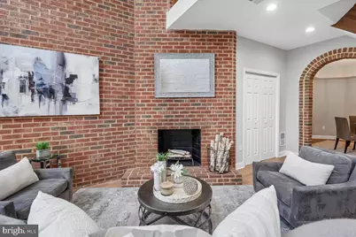 817 4th Street NE, Washington, DC 20002 - Photo 8