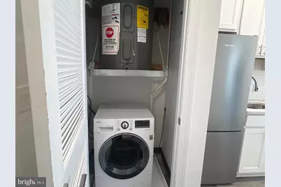 818 Bladensburg Road NE #408, Washington, DC 20002 - Photo 6