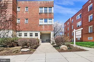 3925 Davis Pl NW, Washington, DC 20007 - Photo 22