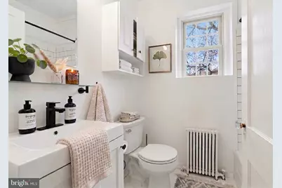 3925 Davis Place NW #206, Washington, DC 20007 - Photo 4