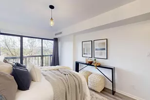 1001 26th NW, Washington, DC 20037 - Photo 2