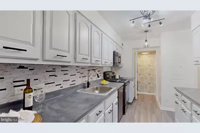 1001 26th NW #705, Washington, DC 20037 - Photo 8