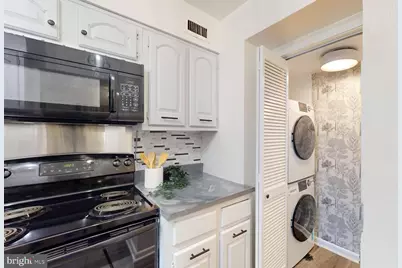 1001 26th NW #705, Washington, DC 20037 - Photo 10