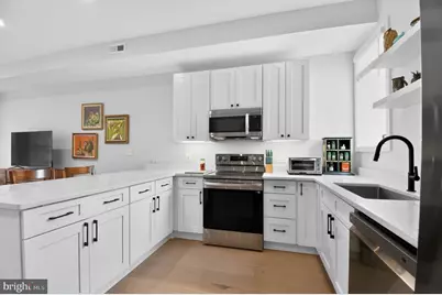 2210 1st Street NW #2, Washington, DC 20001 - Photo 4