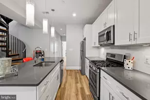 2221 M St NE, Washington, DC 20002 - Photo 4