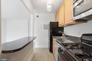 1260 21st St NW, Washington, DC 20036 - Photo 8