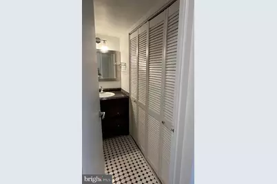 922 24th Street NW #718, Washington, DC 20037 - Photo 14