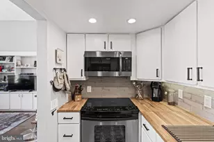 1740 New Hampshire Ave NW, Washington, DC 20009 - Photo 12