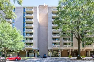 1250 4th Street SW, Washington, DC 20024 - Photo 1