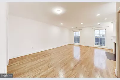 1660 Beekman Place NW #A, Washington, DC 20009 - Photo 6