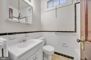 220 21st St NE, Washington, DC 20002 - Photo 22