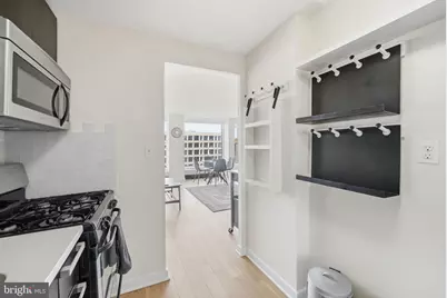 1101 3rd Street SW #701, Washington, DC 20024 - Photo 2