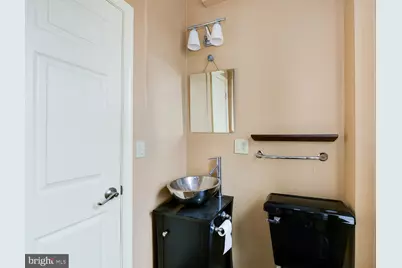 2300 18th Street NW #301, Washington, DC 20009 - Photo 14