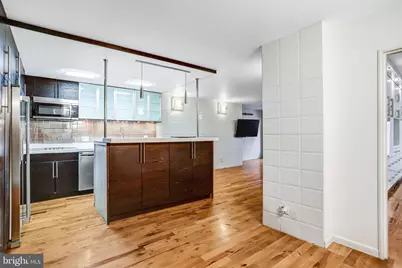 1718 P Street NW #307, Washington, DC 20036 - Photo 2