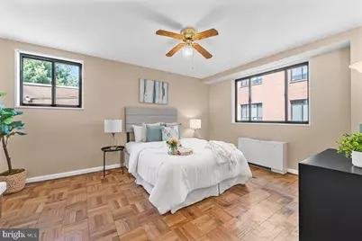 5112 Macarthur Boulevard NW #110, Washington, DC 20016 - Photo 12