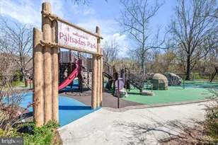 5112 MacArthur Blvd NW, Washington, DC 20016 - Photo 24