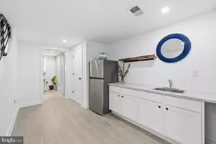 2211 Franklin St NE, Washington, DC 20018 - Photo 30