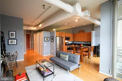 811 4th Street NW #814, Washington, DC 20001 - Photo 2