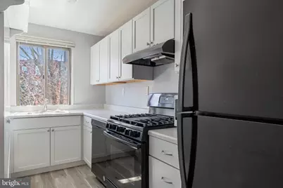 3827 Davis Place NW #5, Washington, DC 20007 - Photo 14