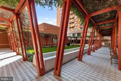 1000 New Jersey Avenue SE #516, Washington, DC 20003 - Photo 18