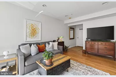 804 Taylor Street NW #305, Washington, DC 20011 - Photo 4