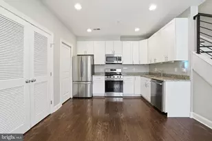 1018 13th St SE, Washington, DC 20003 - Photo 4