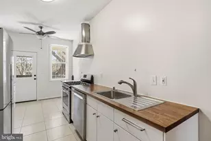 707 15th St NE, Washington, DC 20002 - Photo 6