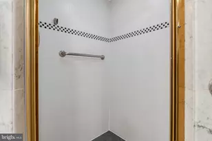 800 25th St NW, Washington, DC 20037 - Photo 24