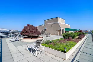 800 25th St NW, Washington, DC 20037 - Photo 34