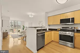 1000 New Jersey Ave SE, Washington, DC 20003 - Photo 2