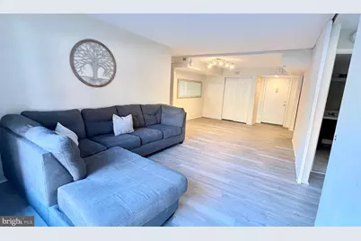 1239 Vermont Avenue NW #102, Washington, DC 20005 - Photo 2